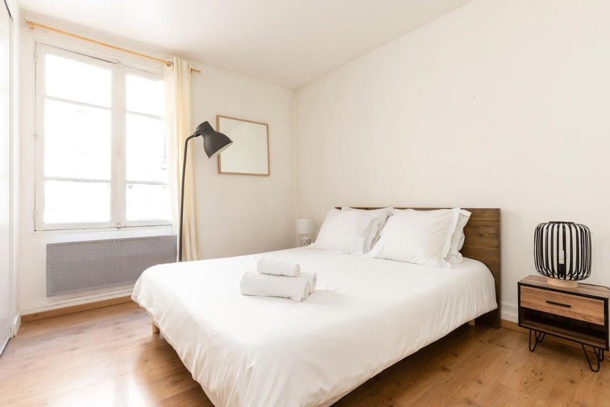 Avenue De Mars 2Br Apartment Paris Luaran gambar